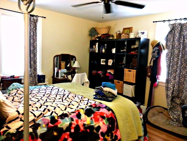 Building Photo - 3 BR / 2 BA Outdoor lovers dream! Near For...