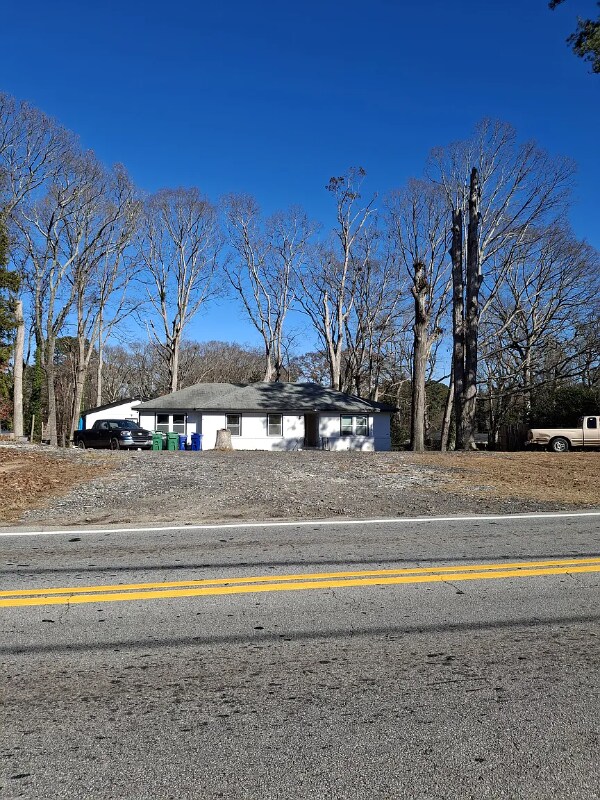 Building Photo - 6290 Rockbridge Rd SW