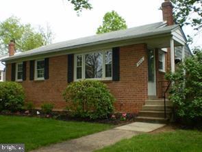 Building Photo - 9923 Mayfield Dr