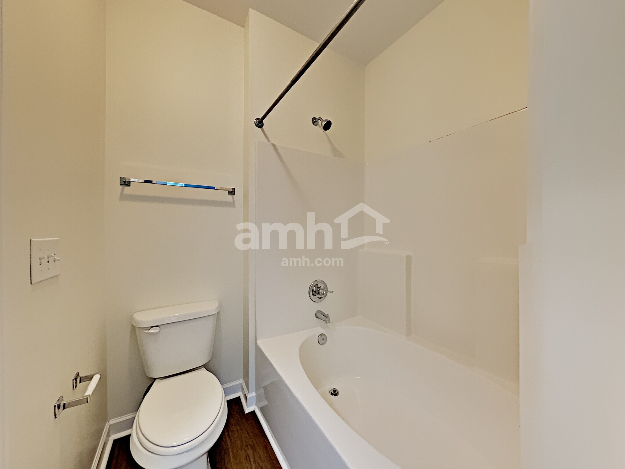 Building Photo - 4870 Beryl Dr