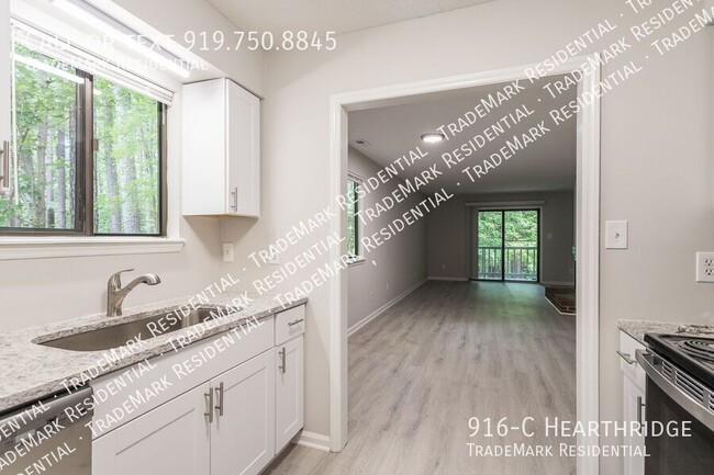 Building Photo - 916-C Hearthridge-