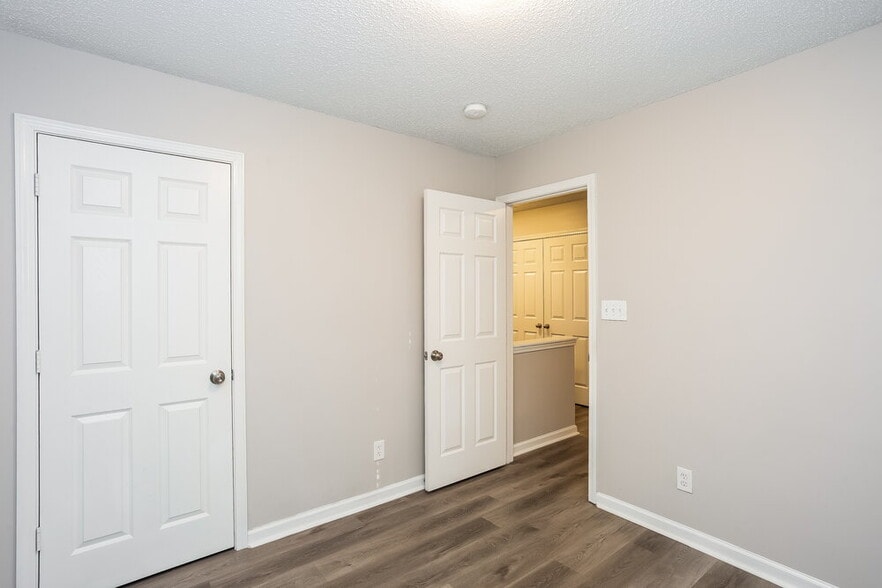 Building Photo - 10316 Gold Pan Rd