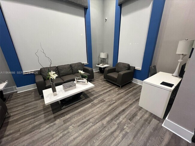 Building Photo - 9165 SW 170th Ave