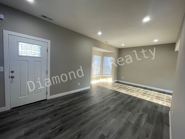 Building Photo - 2108 N 26th St