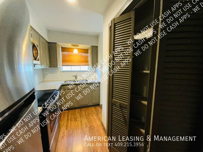 Building Photo - Beautifully updated & Move In Ready!