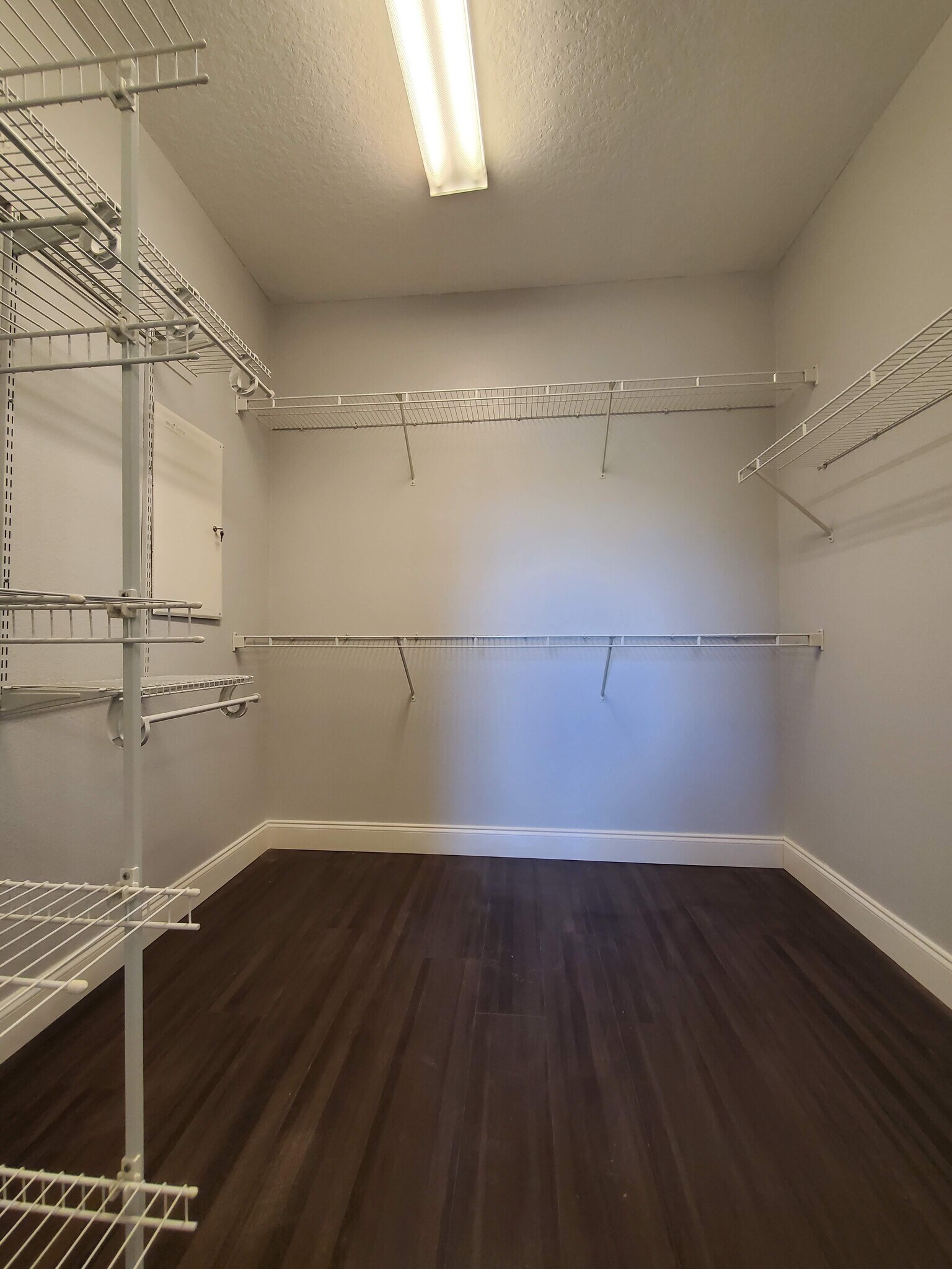Building Photo - 4062 Markham Pl