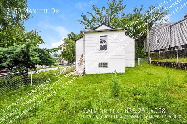 Building Photo - 7150 Manette Dr