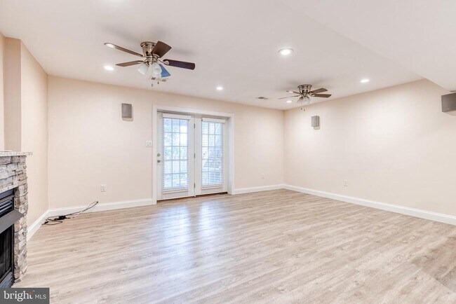 Building Photo - 1632 Angus Ct