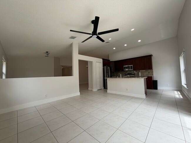 Building Photo - 3386 Treasure Ln
