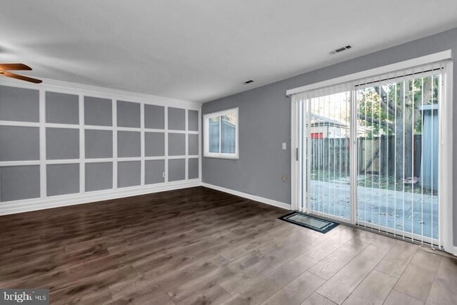 Building Photo - 1065 Cedar Ridge Ct