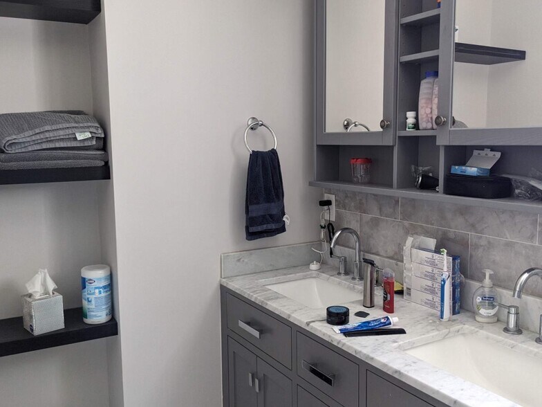 Building Photo - 318 Concord Ave