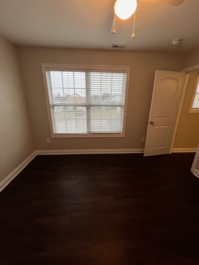 Building Photo - 2644 Kearney Ridge Boulevard