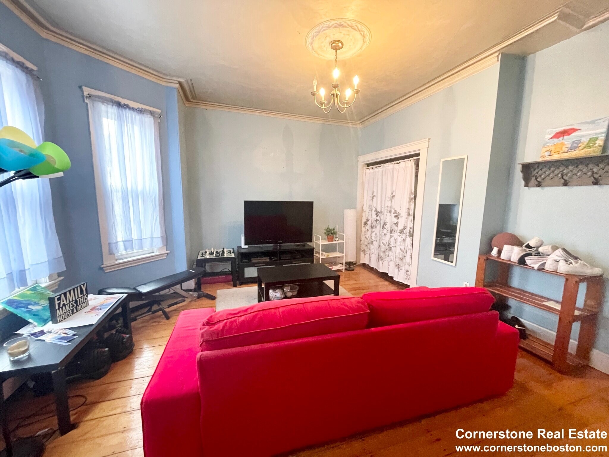 Building Photo - 1572 Tremont St