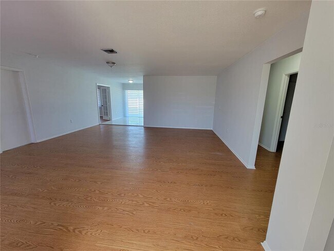 Building Photo - 3413 Port Charlotte Blvd