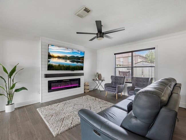 Building Photo - 12227 Greenmesa Dr