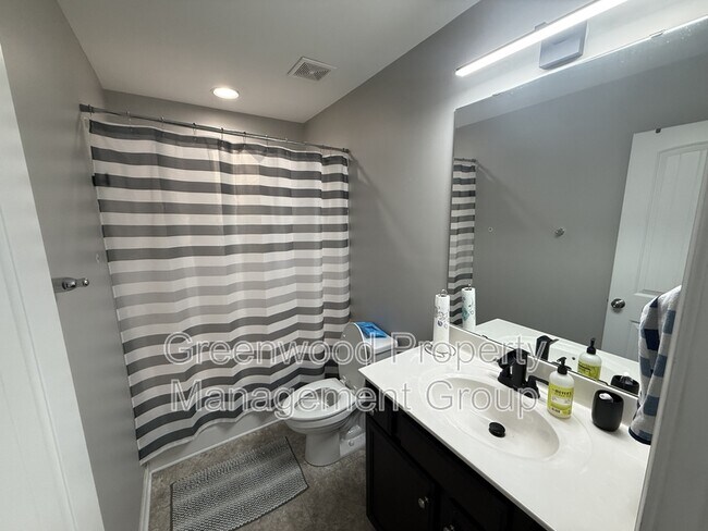 Building Photo - 111 Crepe Myrtle Ln