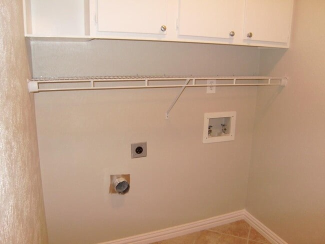 Building Photo - Great N Plano Home!
