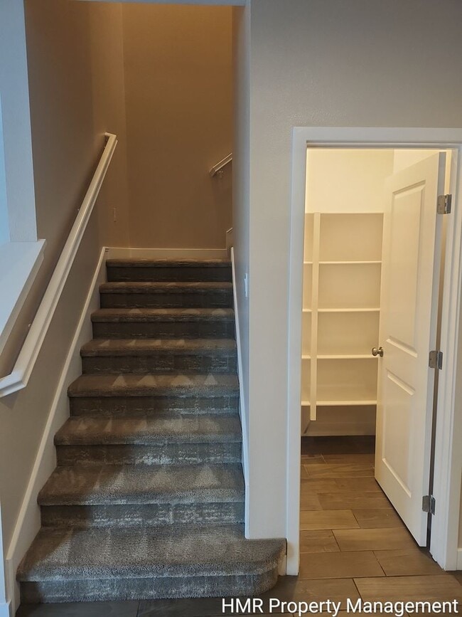 Building Photo - 2 Story Home 3 bedroom 2.5 bath in Glendora