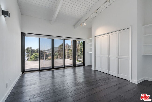 Building Photo - 17921 Vicino Way