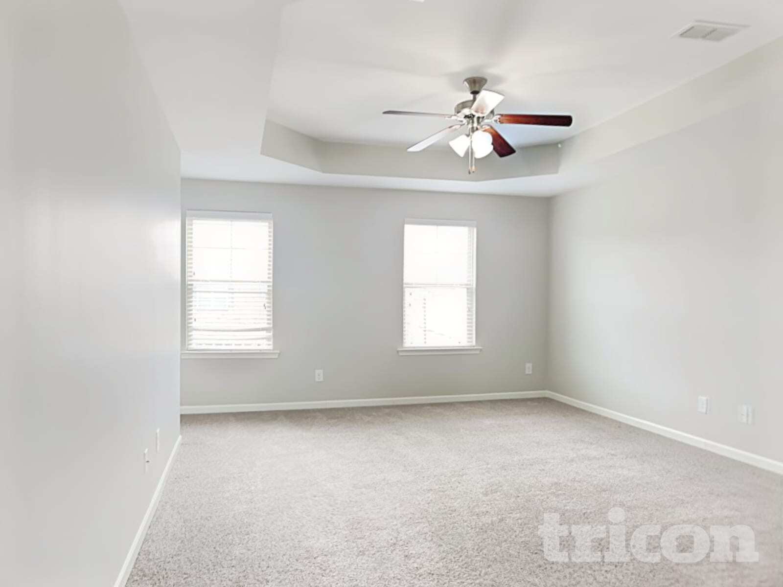 Building Photo - 1031 Solomon Ln