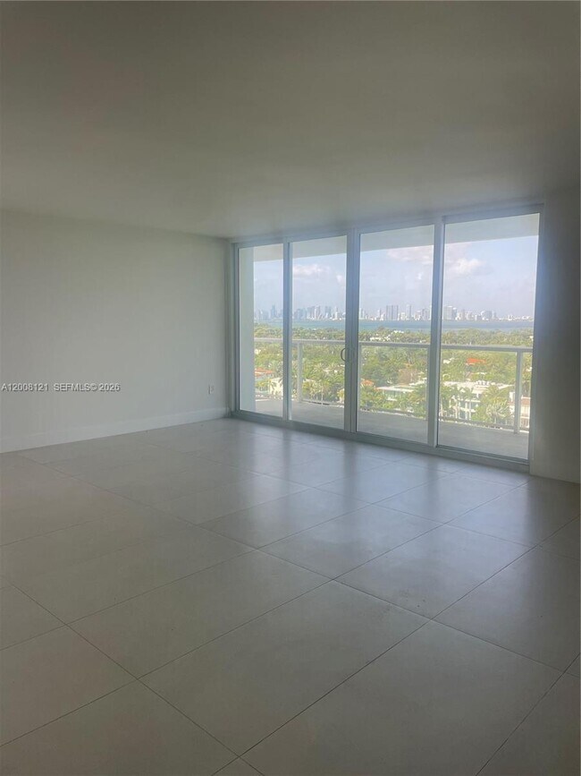 Building Photo - 5750 Collins Ave