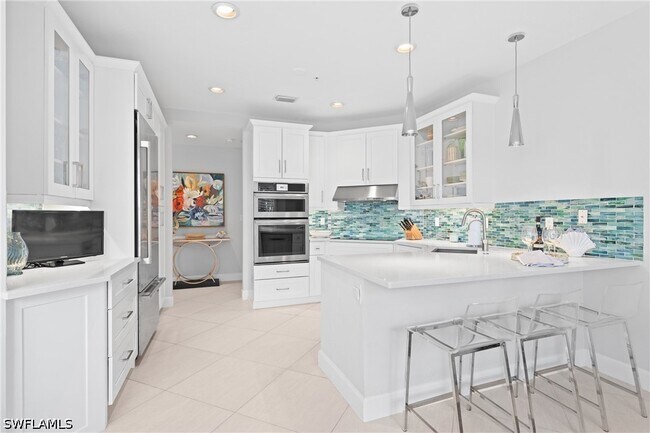 Building Photo - 142 Colonade Cir