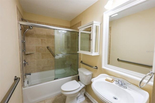 Building Photo - 2540 Elderberry Dr