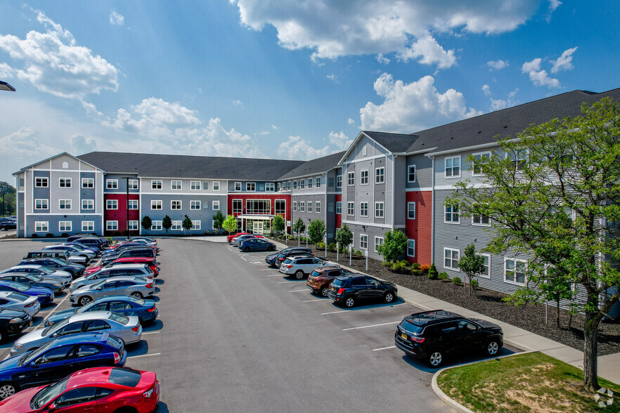 Building Photo - The Hill at Rochester