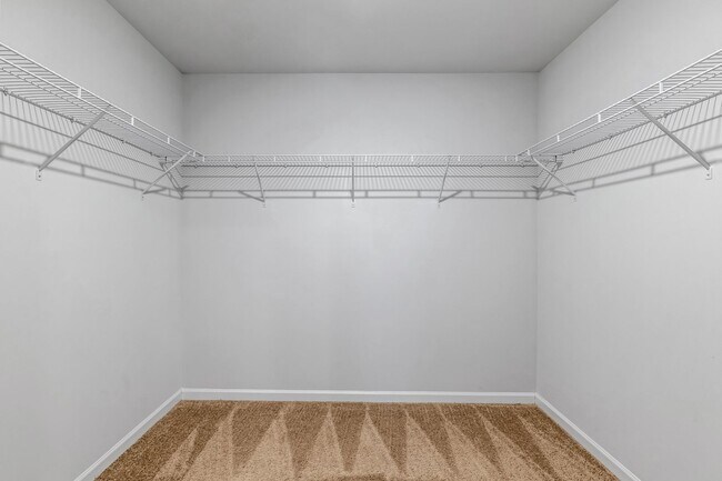 Building Photo - Newer Home in Reedy Fork, So Many Upgrades, SS Appliance, Loft, Garage, Fenced!