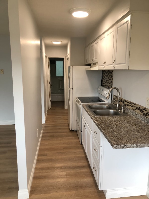 Building Photo - 8000 NE Hwy 99