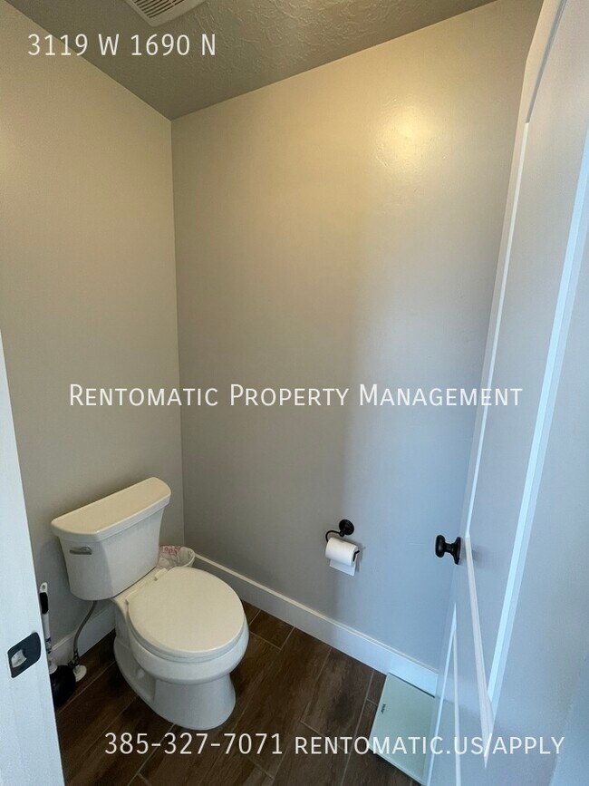 Building Photo - 3119 W 1690 N