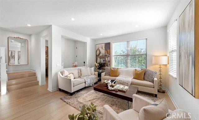 Building Photo - 106 Sunnyside
