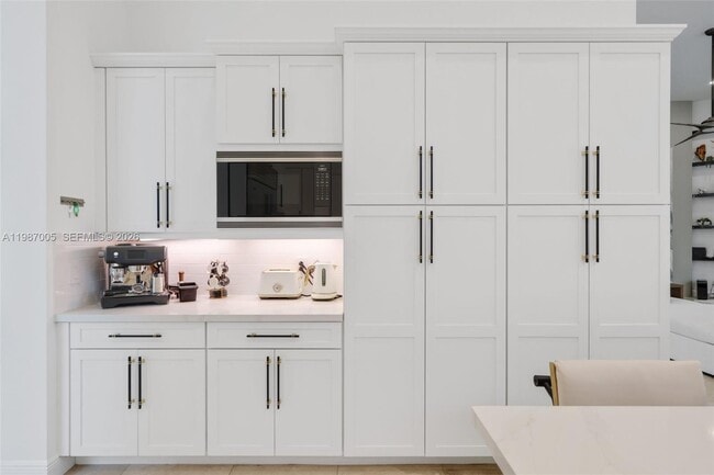 Building Photo - 2751 NW 70th Blvd