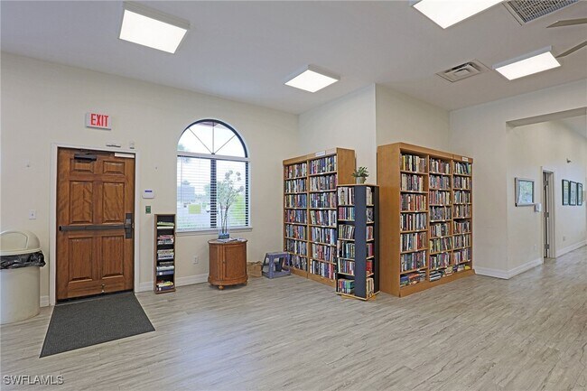Building Photo - 13268 Whitehaven Ln