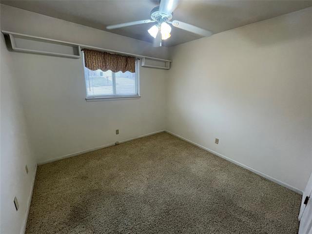 Building Photo - 212 E Rentz St