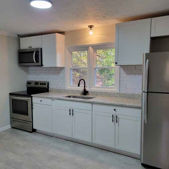 Building Photo - 15016 Courthouse Rd