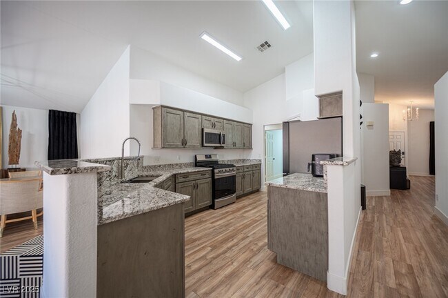 Building Photo - 5312 Bright Sky Ct