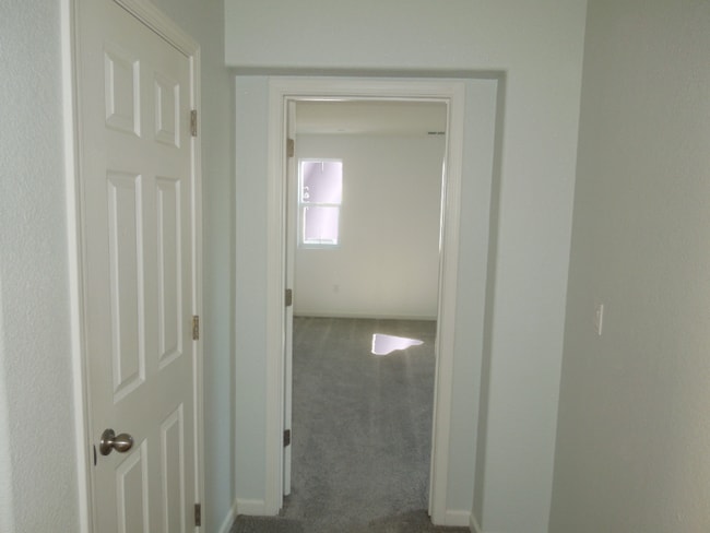 Building Photo - 8785 Sheldon Terrace Ln