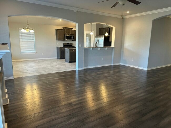 Building Photo - 4336 W Wales Dr