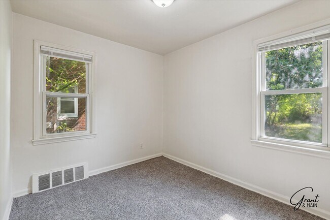 Building Photo - 9108 Archdale St