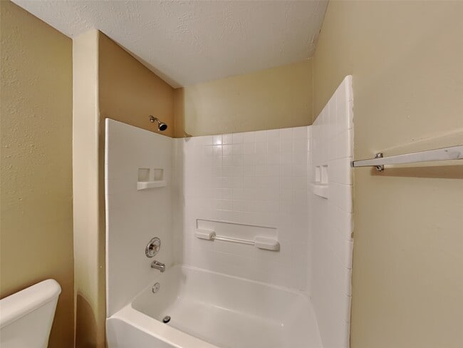 Building Photo - 6815 Baron Gate Ct