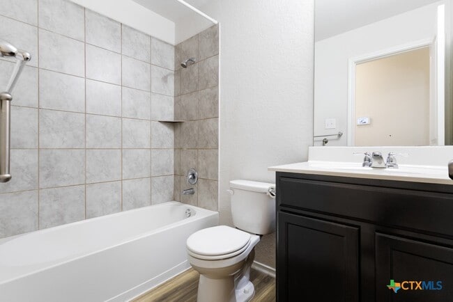 Building Photo - 8221 Lazy Brook