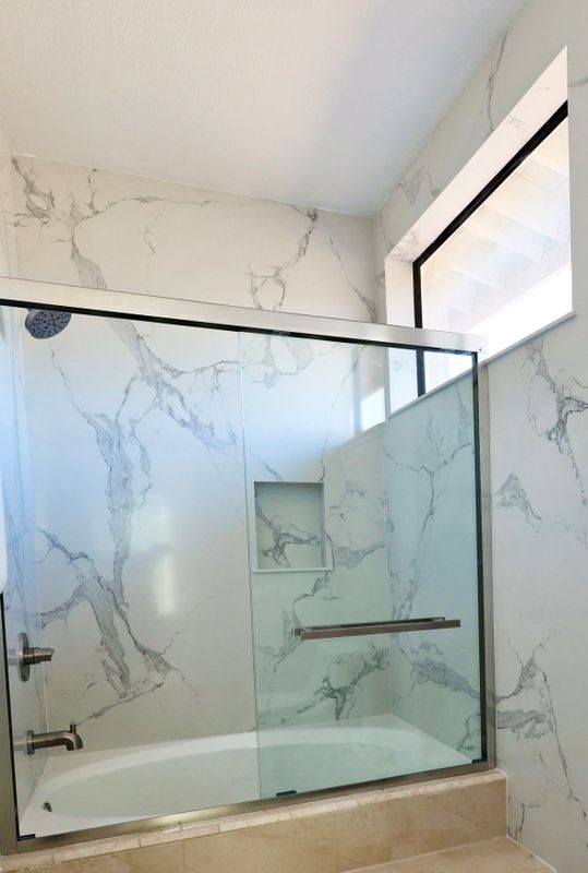 Building Photo - 5053 Ambridge Dr