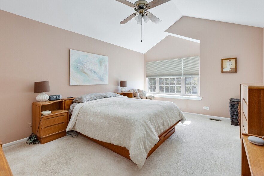 Building Photo - 2344 County Farm Ln