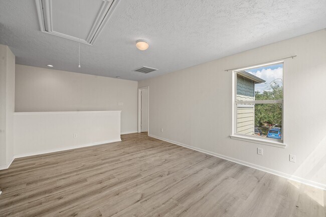 Building Photo - 20719 Fair Castle Dr