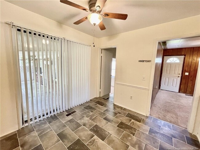 Building Photo - 717 Rockwood Dr