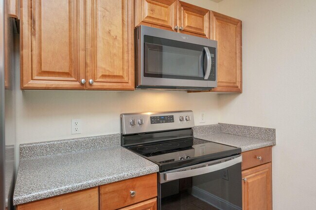 Building Photo - 535 Wingspan Way