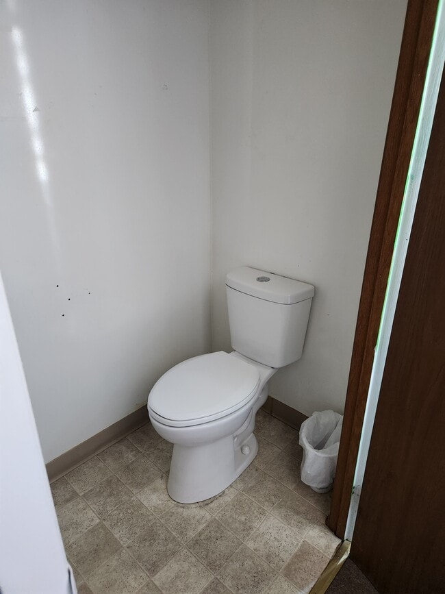 Building Photo - 433 S Mineral St