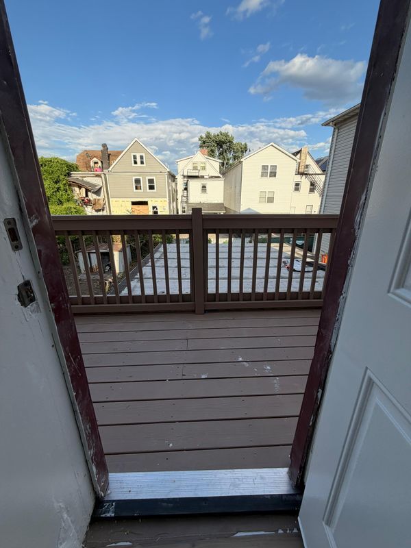 Building Photo - 89 Oraton St