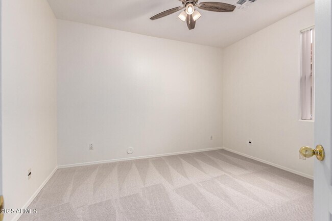 Building Photo - 12526 W Bird Ln